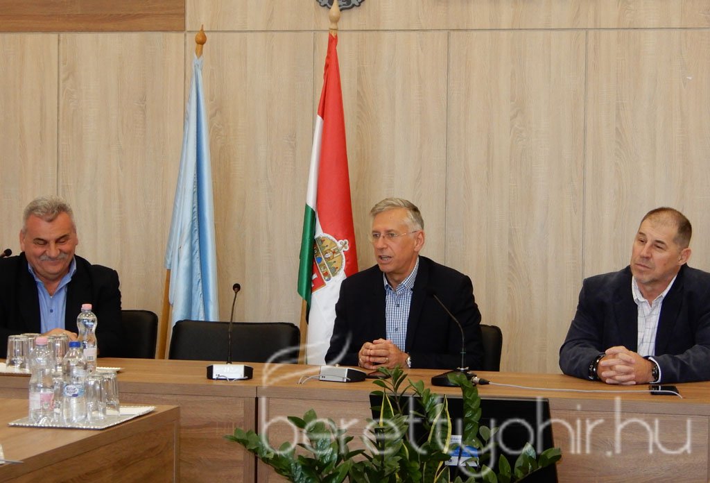 100 éves a Magyar Bírkózó Szövetség 01